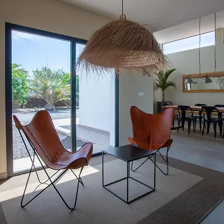Villa Heated & Shared Pool, Villa Alegre 30A, North Shore Villas Lajares *