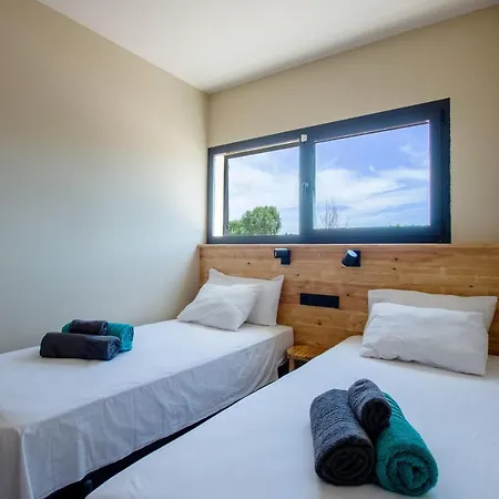 North Shore Lajares, Alegre 30a